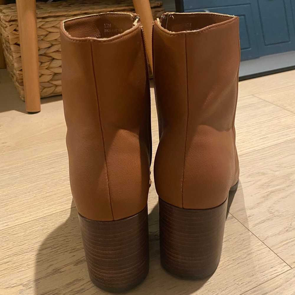 Linea Paolo Block Heel Point Toe Brown Boots - Picture 4 of 5